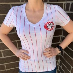 Ladies Reds tee ⚾️♥️⚾️